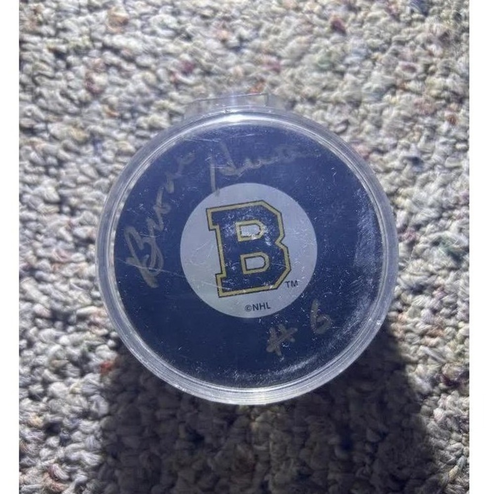 Bronco Horvath‎ Autographed Boston Bruins Hockey Puck – Vintage NHL